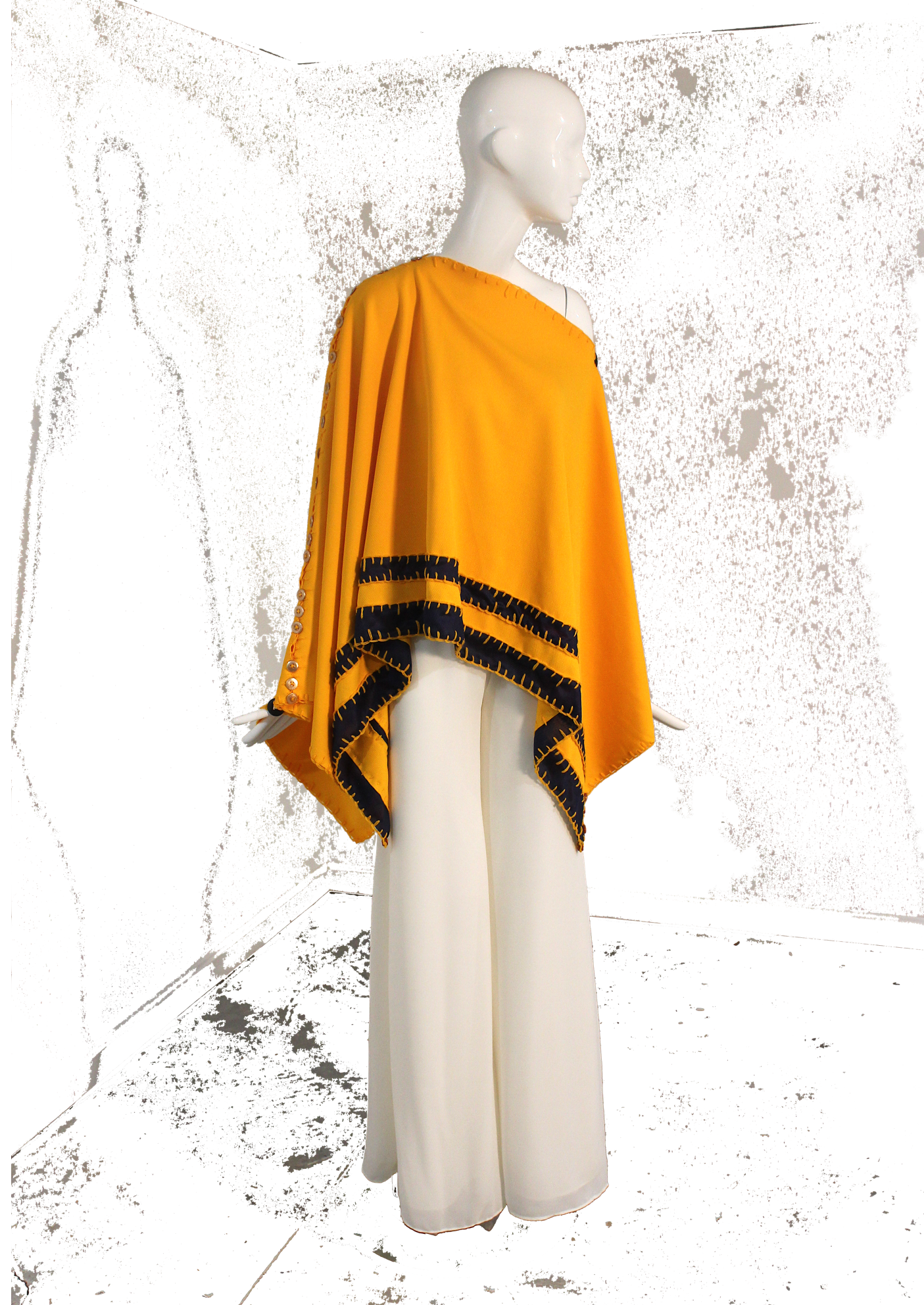 collection24/cape-jumper/two-tone-cape-1-IMG_5856.png